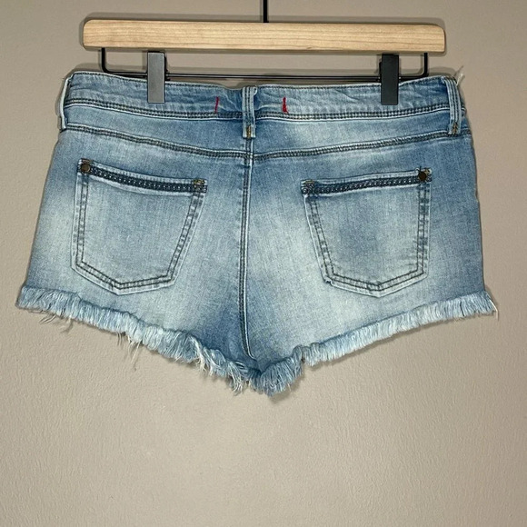 Women's M Pistola Fringed Jean Shorts Ultra Low Rise Zipper Fly Light Wash - Picture 3 of 7